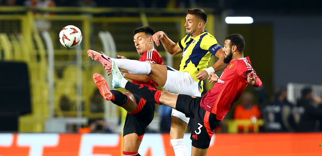 Kraj, potpisao Tadić