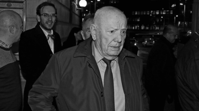 Sahranjen Den Tana: Brojne poznate ličnosti ispratile bivšeg predsednika Zvezde (FOTO)