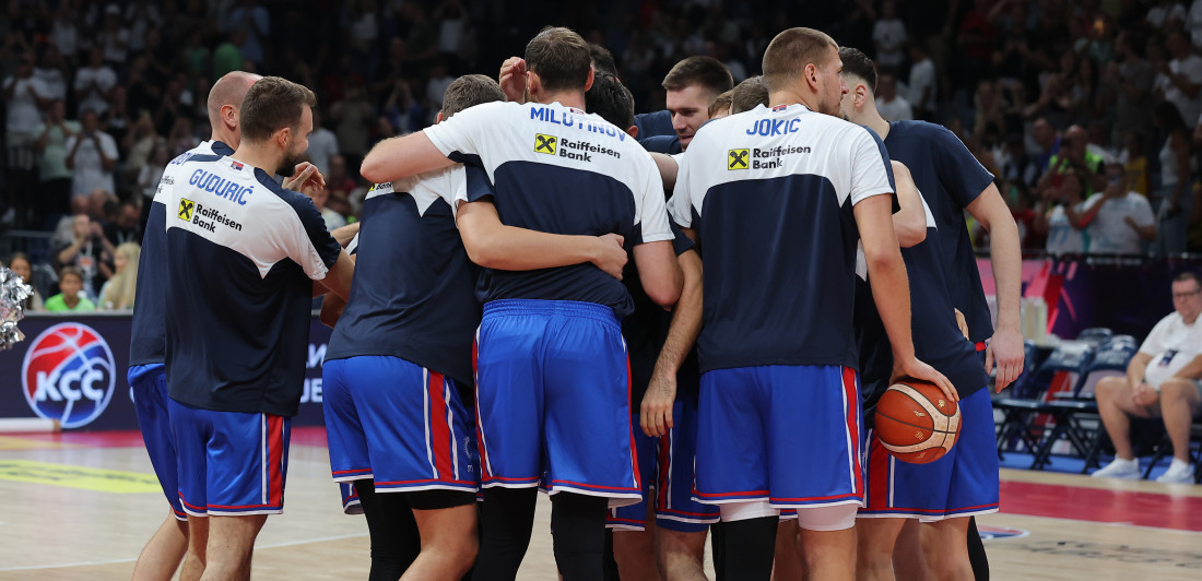 Veliko iznenađenje u Areni: Legendarni NBA trener došao da gleda "orlove" (FOTO/VIDEO)