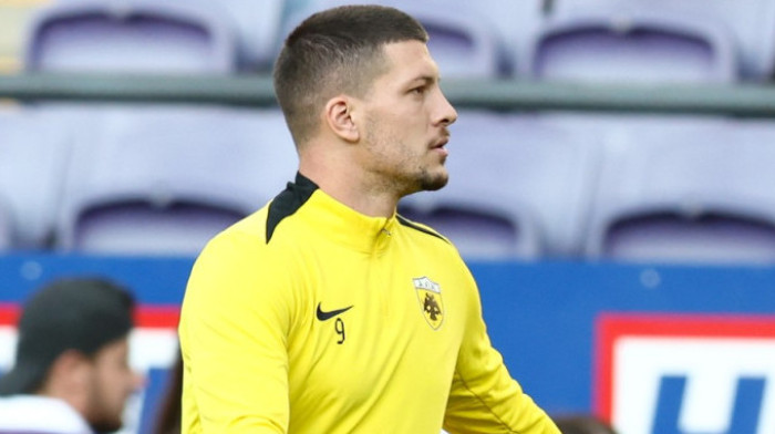 Luka Jović povređen? Trener AEK-a otkrio zašto srpski fudbaler ne igra