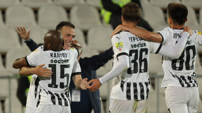 Kraj - Partizan precrtao ovog igrača?! Košta kao cela ekipa, a sedi na klupi