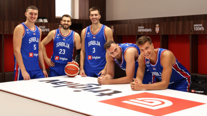 Igra koja spaja – Triglav i zlatni košarkaši u istom timu Igra koja spaja – Triglav i zlatni košarkaši u istom timu