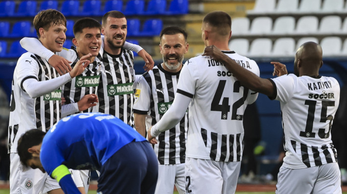 Ovo je Partizan čekao: Stigla primamljiva ponuda za igrača kog žele da se otarase