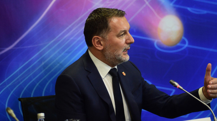 Tradicija nas podseća da smo Srbija! Radujko poručio: Plava za pelcer od košarkaša