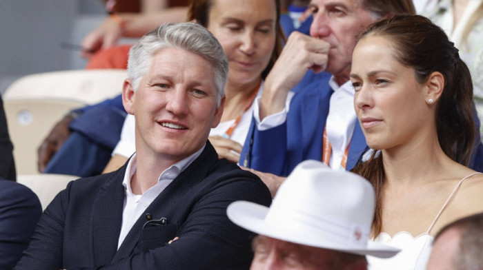 Novi detalji razvoda: Ana i Švajni postigli važan dogovor za budućnost njihove dece Novi detalji razvoda: Ana i Švajni postigli važan dogovor za budućnost njihove dece