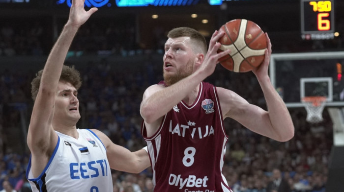 Bertans: Molimo se bogu da nam pomogne protiv Jokića (VIDEO) Bertans: Molimo se bogu da nam pomogne protiv Jokića (VIDEO)