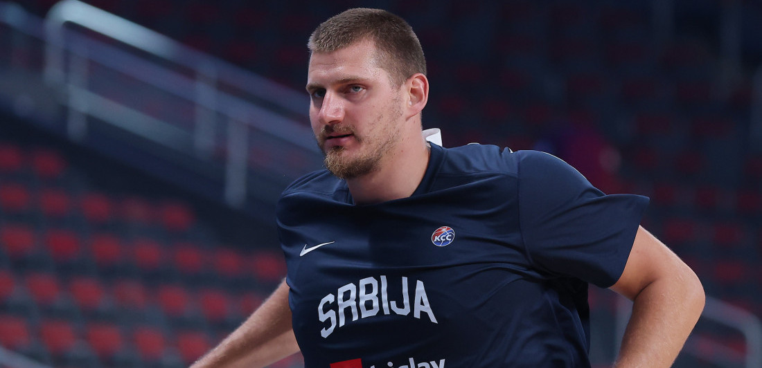 Jokić povredio lakat: Isplivao snimak na kome se vidi u kakvom je stanju (VIDEO)