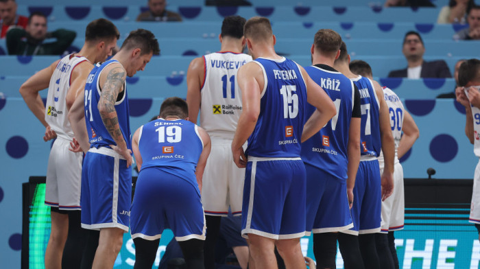 Kalkulacije pred poslednje kolo i meč Srbije: Dva scenarija, navijači na iglama