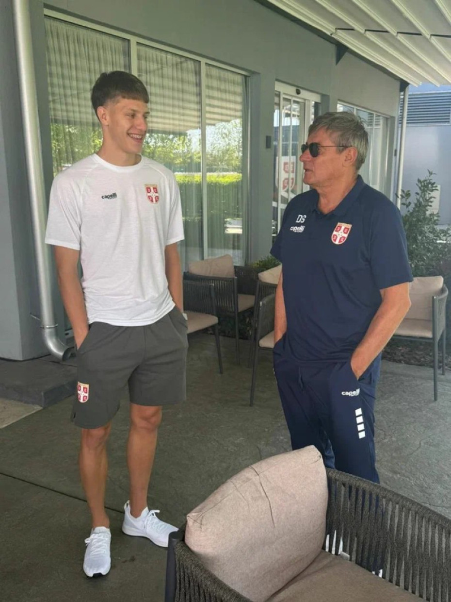 Ognjen Ugrešić, Dragan Stojković Piksi