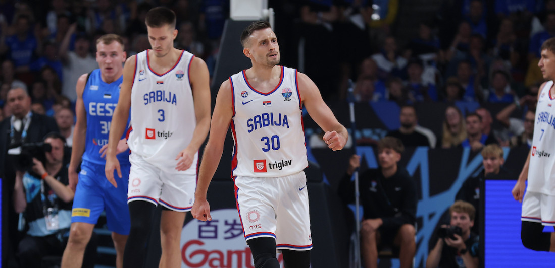 Aleksa Avramović jednim potezom "zapalio" Srbe - Stao je na centar i ovo pokazao (FOTO)