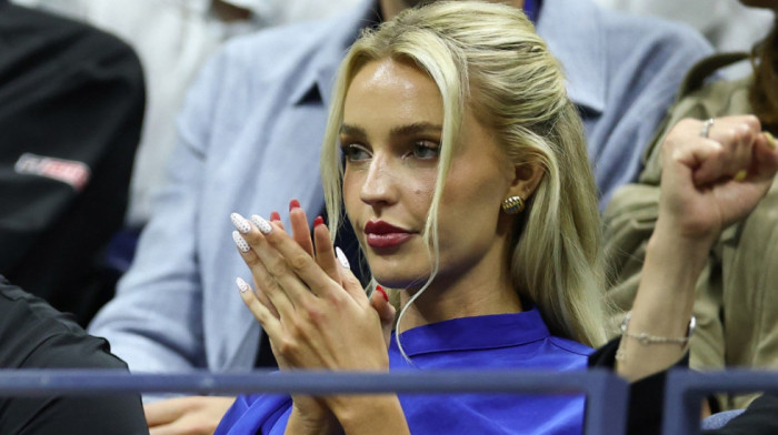 Najvatrenija žena tenisera sve šokirala - Svi se pitaju šta se dogodilo lepoj plavuši