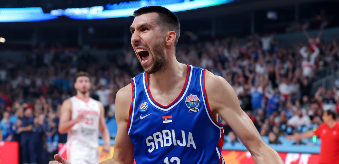 Srbi izbezumili Turke, Marinković i Jović ludovali na klupi (VIDEO)