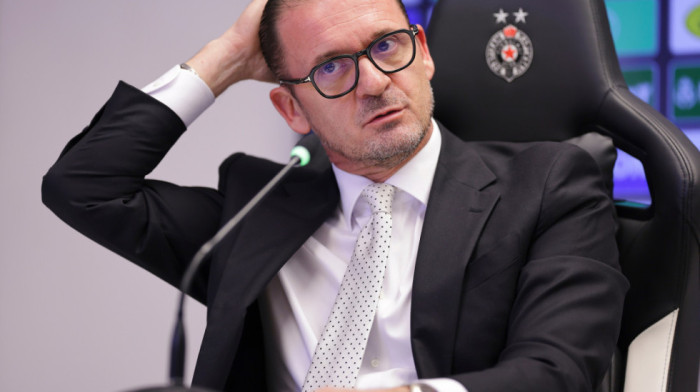 "Pitam se šta mi je ovo trebalo" - Mijat o finansijskoj krizi i stanju u Humskoj