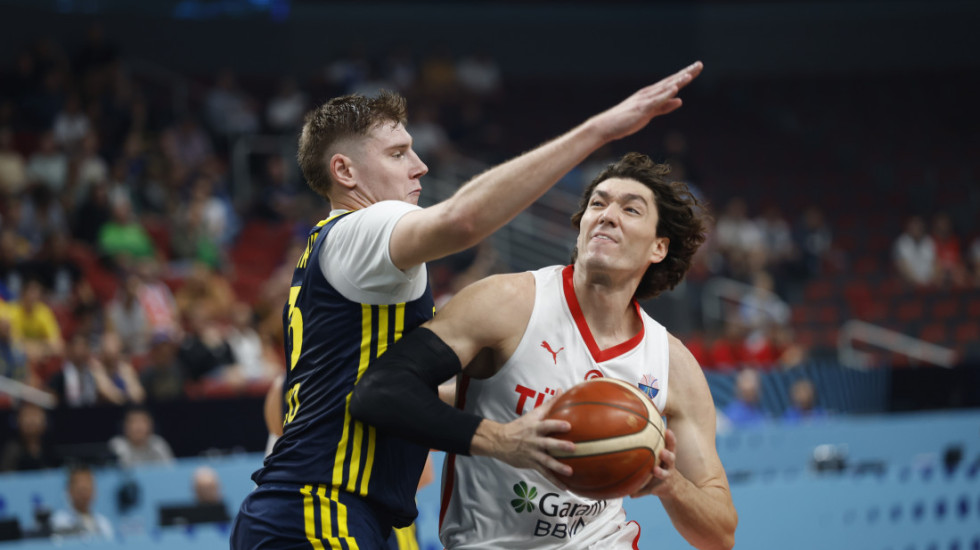 Evrobasket, dan 10! Turci očajnom igrom do četvrtfinala, Šveđani pokazali srce