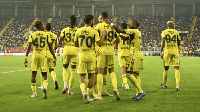 Detonacija u Istanbulu: Legenda u pregovorima sa Fenerbahčeom