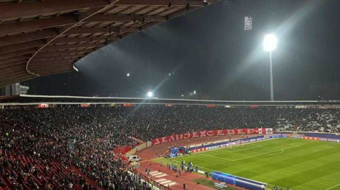Originalno skroz: Zvezda sa poznatim glumcem zove navijače na Ligu Evrope (VIDEO)