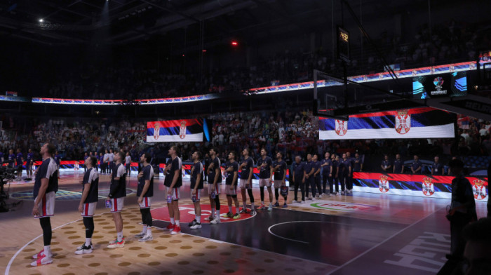 Skandal pre utakmice sa Finskom! Organizatori utišali "Bože pravde" u dvorani!