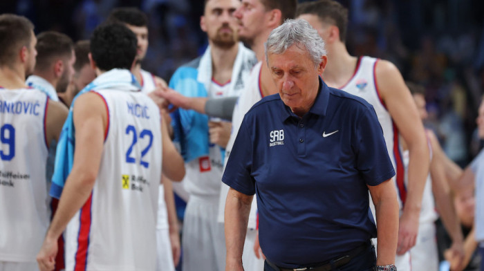 Navijači Srbije bljuju vatru, obrušili se na selektora Pešića i ove igrače