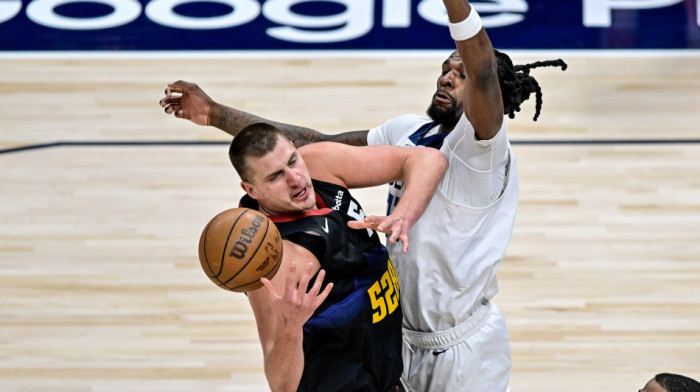 Strašno - NBA zvezdi ubijena sestra: Zna se ko ju je upucao (FOTO) Strašno - NBA zvezdi ubijena sestra: Zna se ko ju je upucao (FOTO)