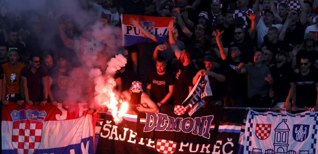 "Ubij Srbina"! Ustašijadi nema kraja: Na meču Hrvatska - Crna Gora jezivo skandiranje