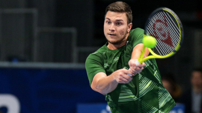 Srbin završio masters u Parizu! Odigrao set za pamćenje protiv jednog od najboljih tenisera sveta, pa stao! Srbin završio masters u Parizu! Odigrao set za pamćenje protiv jednog od najboljih tenisera sveta, pa stao!