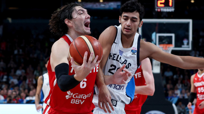 Priča srpski, navija za Partizan, oženio glumicu: On je Tursku odveo u finale EP (FOTO)