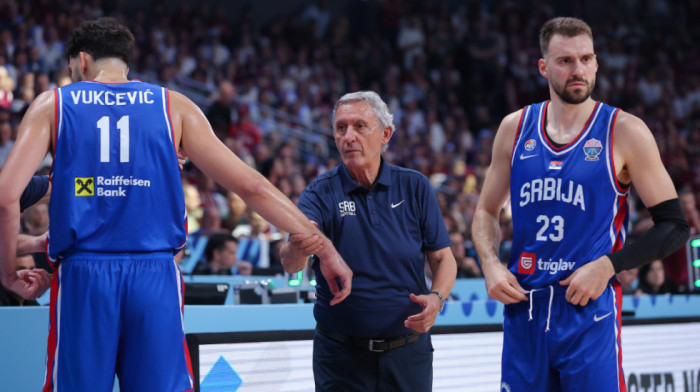 Srbi ustali i aplaudirali kada je Svetislav Pešić izgovorio ove reči