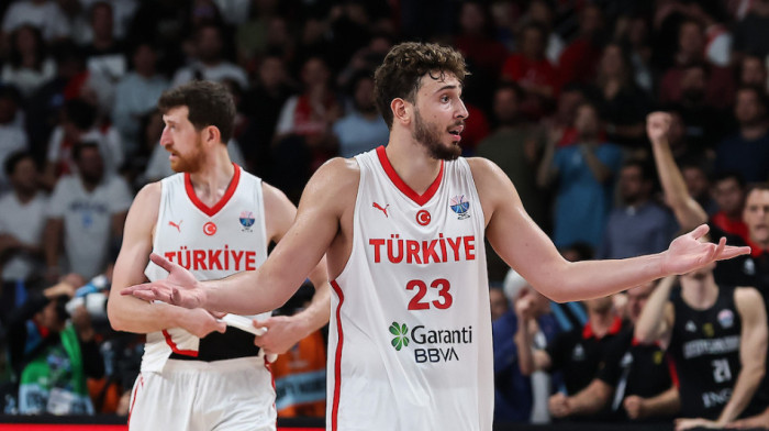 Srbin opleo po arogantnom Turčinu posle velikog finala Srbin opleo po arogantnom Turčinu posle velikog finala