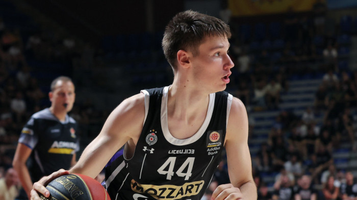 Zasluženo! Partizan veruje u svoju decu: Još jedan tinejdžer dobio profesionalni ugovor