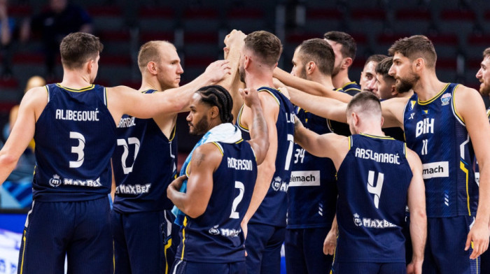 Bednik, miš... Bosanac osuo paljbu po košarkašima, navijači ga podržali