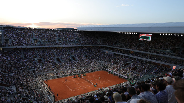 Kakva je ovo epidemija? Teniseri masovno odustaju od takmičenja, povukao se i jedan od najboljih (FOTO) Kakva je ovo epidemija? Teniseri masovno odustaju od takmičenja, povukao se i jedan od najboljih (FOTO)