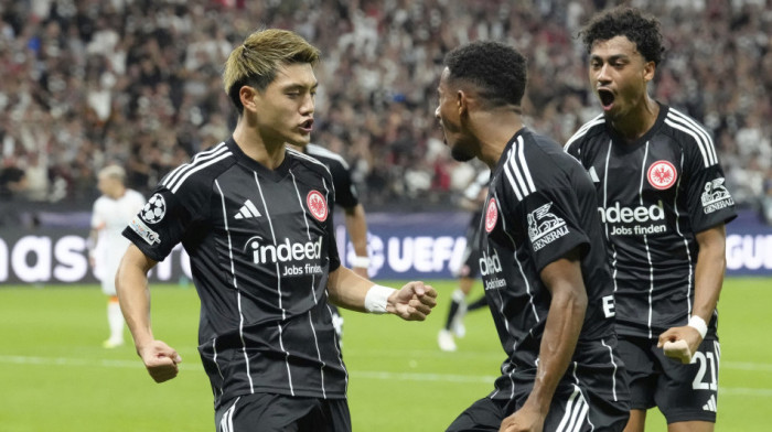 Liga šampiona: Preokret Ajntrahta, Sporting vodi (VIDEO)