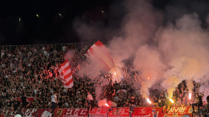 Kapa dole - Austrijanci stali uz navijače Crvene zvezde! (FOTO)