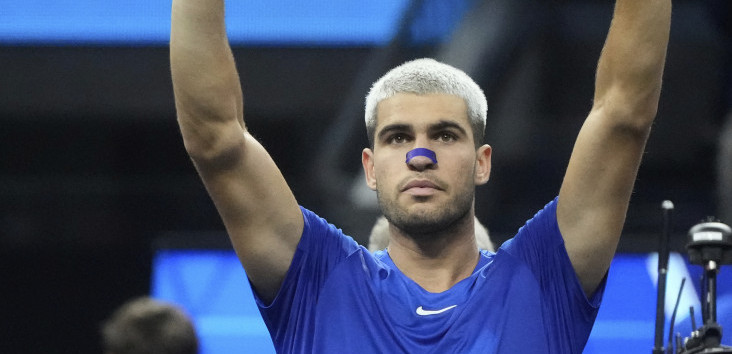 Alkaraz u čudu - Očima nije mogao da veruje šta Federer nosi na ruci (VIDEO)
