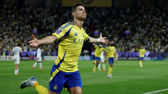 (VIDEO) Srbin bez šanse protiv Ronalda i Manea - Pogledajte majstorije legendarnih asova