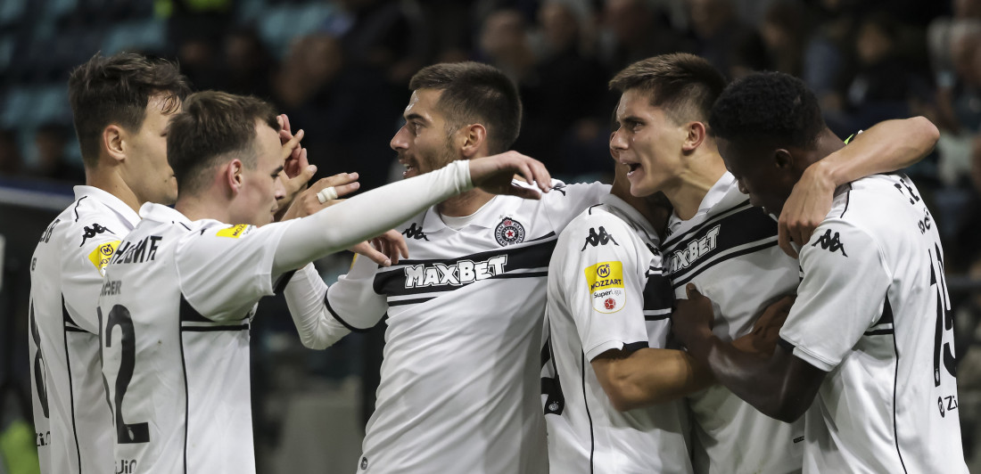 Partizan mnogo bolji u beogradskom derbiju: Popović činio čuda na golu, ali uzalud (VIDEO)