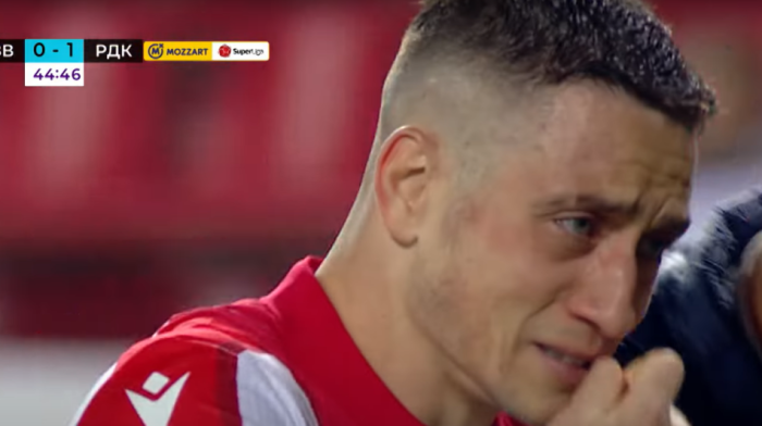 Durate u suzama - Zvezda u problemu! Brazilac pocrveneo zbog brutalnog udarca... (VIDEO)