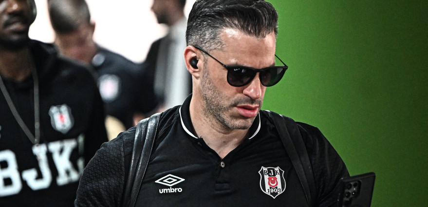 "Kakav frajer, baš je zgodan" Žene odlepile za novim selektorom Srbije, pitaju se da li je oženjen (VIDEO)