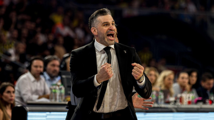 Prve reakcije navijača: Evo šta misle o novom selektoru Dušanu Alimpijeviću Prve reakcije navijača: Evo šta misle o novom selektoru Dušanu Alimpijeviću