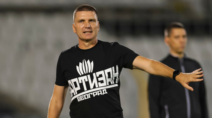 Dan nakon šokantnog poraza: Poznato da li Srđan Blagojević ostaje trener Partizana