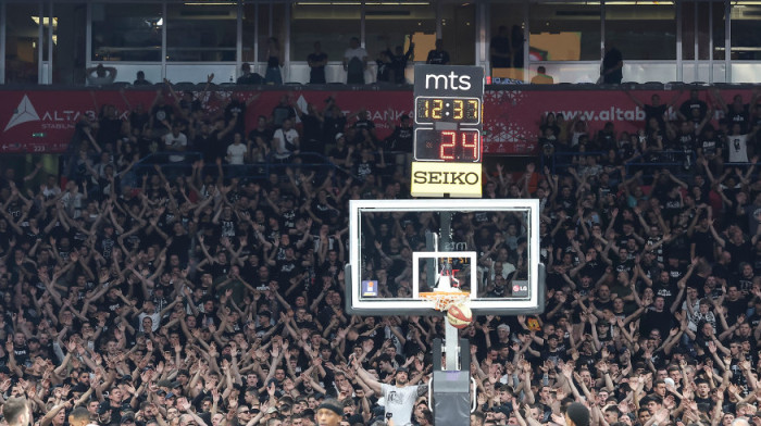 Ovo se ne dešava često: Arena nije puna za meč Partizana - navijači udarili na Ostoju