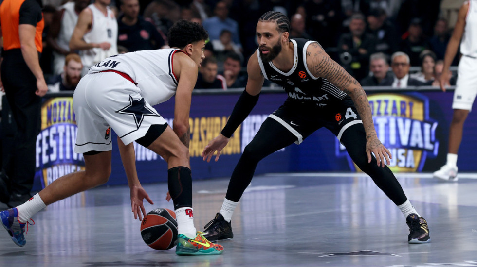 Partizan bolji od Armanija i sudija! Drama u Areni, prvi trijumf crno-belih ove sezone
