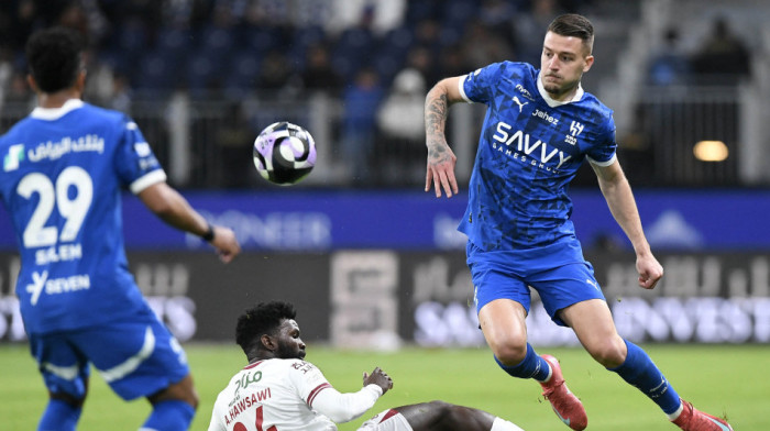 Stopiran transfer Milinković-Savića: U sve umešan poznati srpski fudbaler?