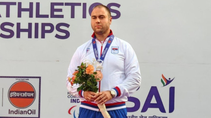 Bravo! Dimitrijević treći na svetu u bacanju kugle