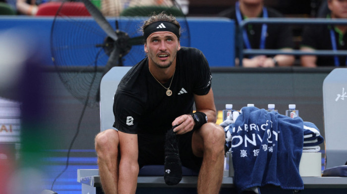 Zverev gurnuo prst u oko bogatašima: Neće da ćuti, pa postao vreća za udaranje