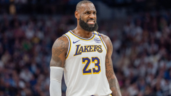 Šok u NBA ligi: Besni navijač tužio Lebrona Džejmsa zbog obmane