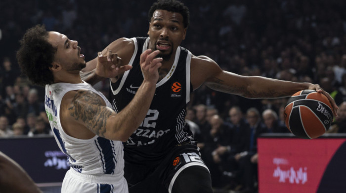 Sterling i Tajrik: Teško izvojevana pobeda, ostali smo na nogama