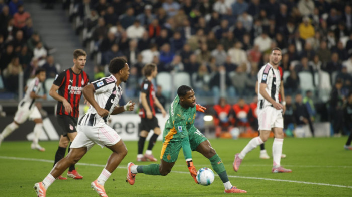 Juventus krade Milanu golmana?