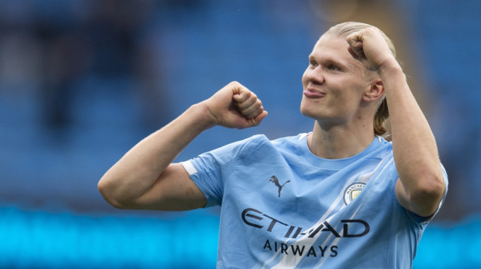 Kolarov nekada - Haland sada: Norvežanin obožava legendarnog srpskog beka (VIDEO) Kolarov nekada - Haland sada: Norvežanin obožava legendarnog srpskog beka (VIDEO)