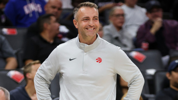 Darko crta kao Pikaso: NBA se klanja treneru iz Čačka, ovo samo Srbi mogu (VIDEO)